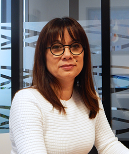Géraldine PONCÉ , Responsable Administratif et Juridique