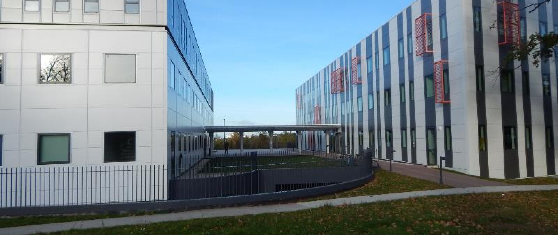 PLATEAU DE BUREAUX RECENTS AU COEUR DE LA ZAC AR MOR ZENITH A SAINT HERBLAIN