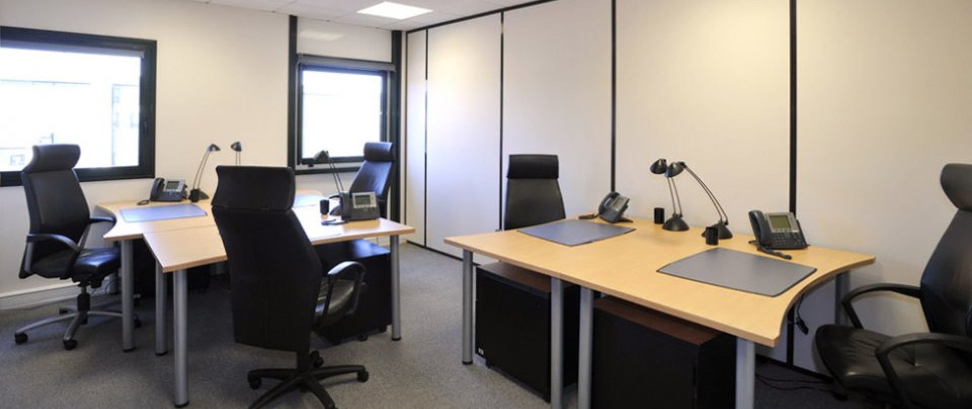 A L'EST DE NANTES, LOCATION DE BUREAUX DANS CENTRE D'AFFAIRES DANS UN PARC TERTIAIRE