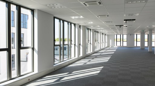 CHANTRERIE - BUREAUX A LOUER POUR 5 576 m²