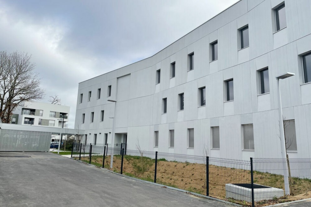 BUREAUX NEUFS AU SEIN D'UN CADRE NATUREL ET BOISE AU COEUR DE LA ZAC DU VERGER