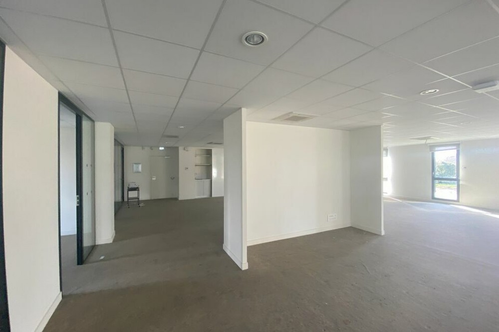SAINT HERBLAIN - BUREAUX DE 417 m² A VENDRE