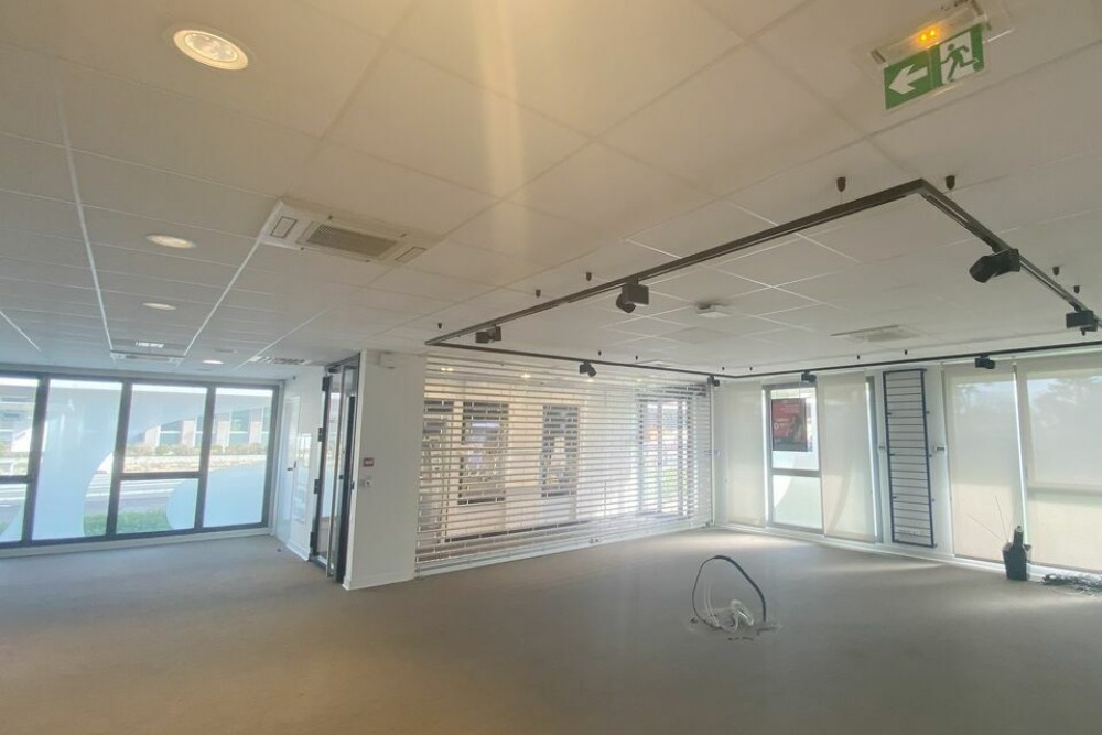 SAINT HERBLAIN - BUREAUX DE 417 m² A VENDRE