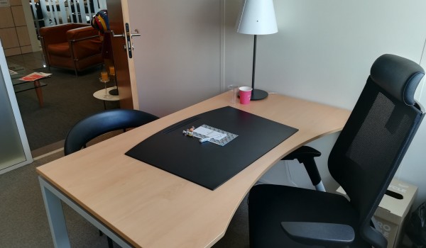 CENTRE DE NANTES, FACE A LA CITE DES CONGRES LOCATION DE BUREAUX DANS CENTRE D'AFFAIRES A PROXIMITE DE LA GARE TGV SUD