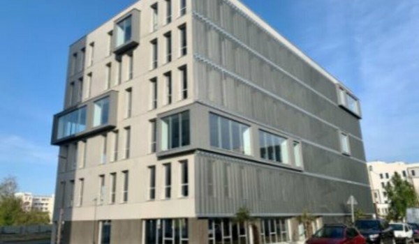 BUREAUX NEUFS A LOUER PROCHE PERIPHERIQUE OUEST ET TRAMWAY