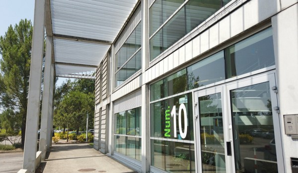 CHANTRERIE - BUREAUX A LOUER POUR 250 m² ENVIRON EN RDC 