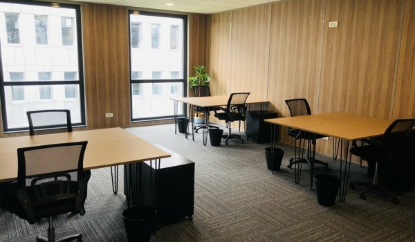 ESPACE DE COWORKING ET BUREAUX PRIVATIFS A LOUER