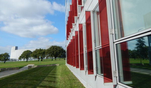 AU NORD OUEST DE NANTES, BUREAUX RECENTS AU COEUR DE LA ZAC AR MOR ZENITH
