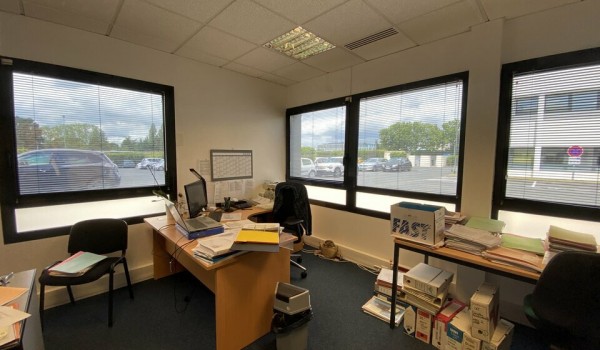 SAINT-HERBLAIN - PLATEAUX DE BUREAUX A LOUER