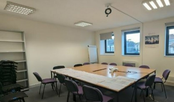 HYPER CENTRE - 204 m² DE BUREAUX A LOUER