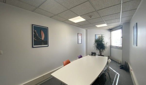 CANCLAUX - BUREAUX A VENDRE POUR 100 m²