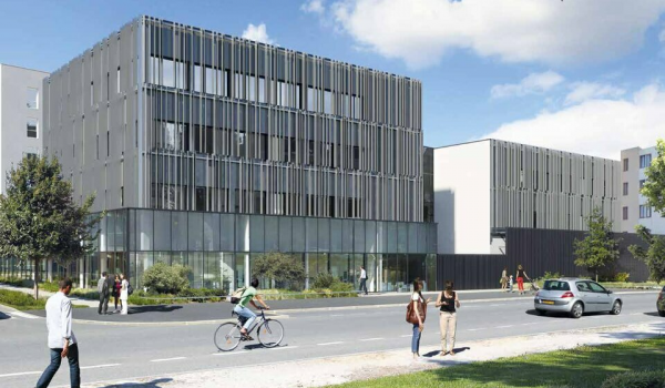 PROCHE CLINIQUE JULES VERNE - IMMEUBLE INDEPENDANT DE BUREAUX NEUFS A PROXIMITE IMMEDIATE DU TRAMWAY