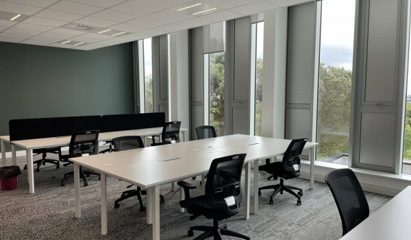 SAINT HERBLAIN - BUREAUX DE STANDING - 205 m² A LOUER DANS UN IMMEUBLE NEUF