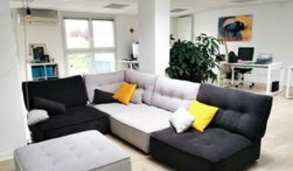 QUARTIER ZOLA - UN IMMEUBLE DE BUREAUX DE 263 m² A LOUER